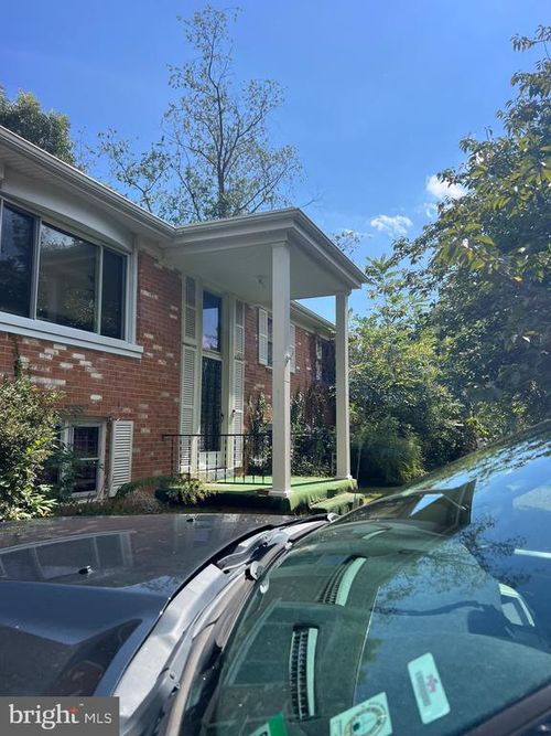 14303 Chesterfield Dr, Woodbridge, VA, 22191-2510 | Card Image