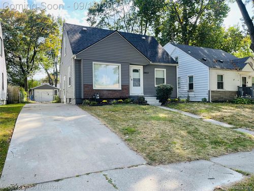 24613 Hopkins St, Dearborn Heights, MI, 48125-1618 | Card Image