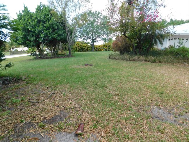 17609 72 Nd Rd N, House other with 3 bedrooms, 2 bathrooms and null parking in Loxahatchee FL | Image 23