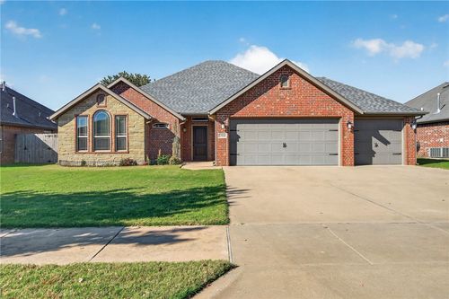 1910 Sw Cypress St, Bentonville, AR, 72713-7895 | Card Image