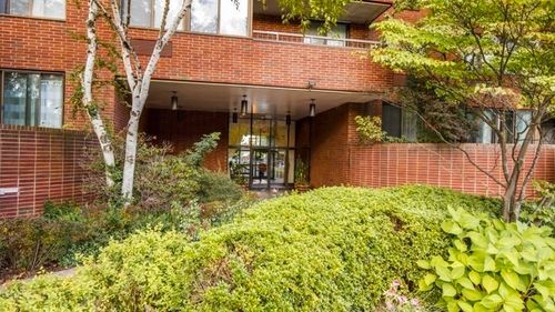 610-77 Adams St, Quincy, MA, 02169-2032 | Card Image