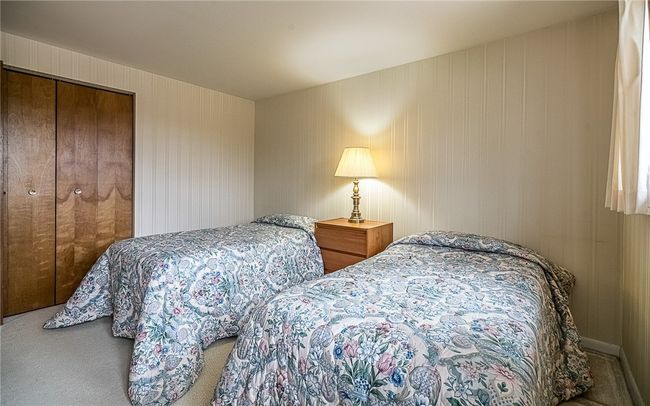 3229 Sundale Dr, House other with 3 bedrooms, 3 bathrooms and 2 parking in Glenshaw PA | Image 19