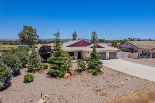 1208 Ledesma Ln, Ramona, CA, 92065-3348 | Card Image