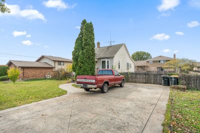 19244 Wentworth Avenue, House other with 2 bedrooms, 1 bathrooms and 4 parking in Lansing IL | Image 3