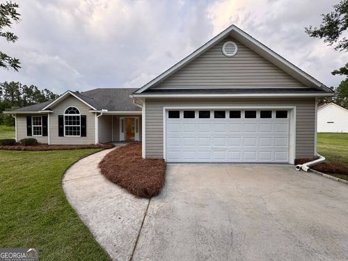 35 Magnolia Trl, Lakeland, GA, 31635-5826 | Card Image