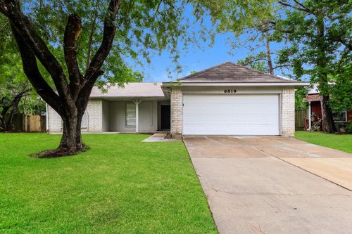 9819 Kiwi Ln, Conroe, TX, 77385-3717 | Card Image
