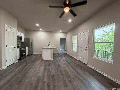 7616 Windsor Oaks, San Antonio, TX, 78239-3560 | Card Image