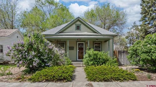 1033 S 2nd St, Montrose, CO, 81401-4033 | Card Image