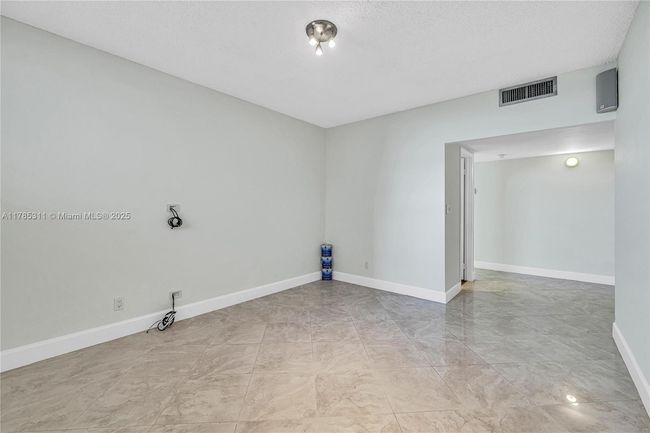 APT-624 - 90 Edgewater Dr, Condo with 2 bedrooms, 3 bathrooms and null parking in Coral Gables FL | Image 21
