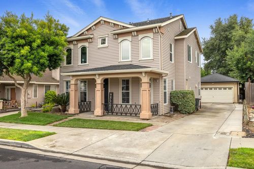 368 Nutcrest Court, Oakdale, CA, 95361 | Card Image
