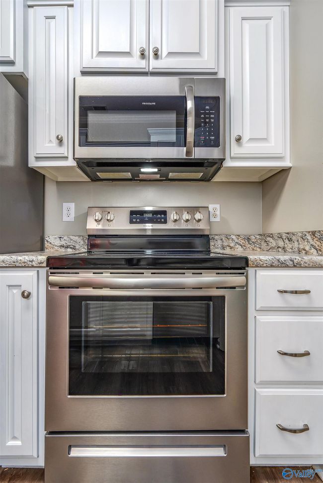 202 Santana Dr, Townhouse with 2 bedrooms, 2 bathrooms and null parking in Athens AL | Image 13