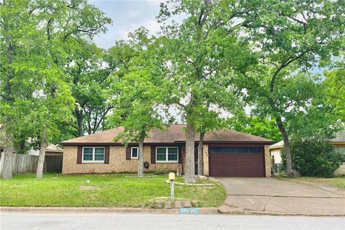 2703 Allen Forest Dr, Bryan, TX, 77803-5175 | Card Image