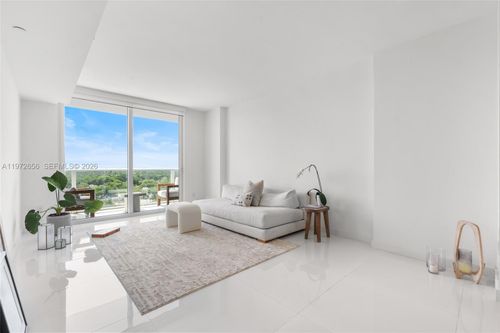 1112-4250 Biscayne Blvd, Miami, FL, 33137-3278 | Card Image