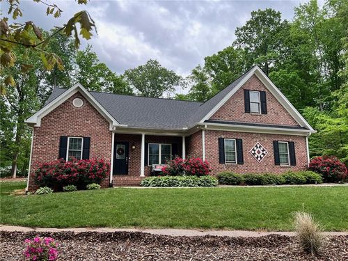 125 Drayton Ct, Mocksville, NC, 27028-7281 | Card Image