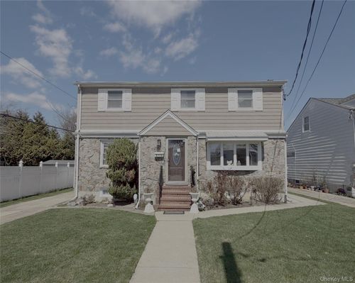 1773 Casper Ave, East Meadow, NY, 11554-1621 | Card Image