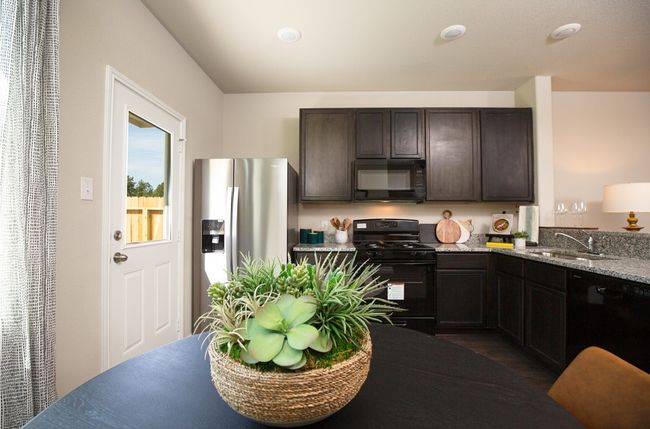 Photos are a representation of the floor plan. Options and interior selections will vary. | Image 11