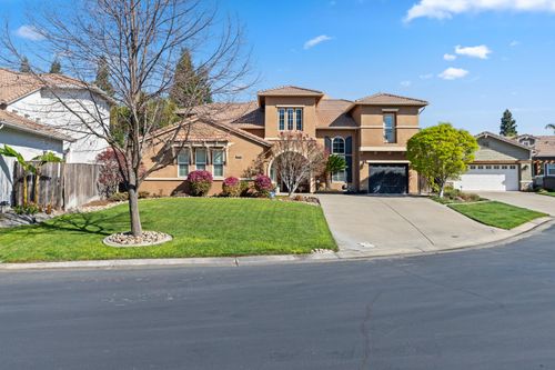 3809 Sundance Lake Court, Modesto, CA, 95355 | Card Image