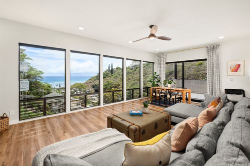 5197 Poola St, Honolulu, HI, 96821-1534 | Card Image