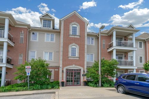 101-52 Harvey Johnston Way, Whitby, ON, L1M0J7 | Card Image