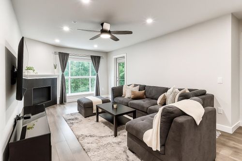 410-15895 84 Ave, Surrey, BC, V4N0W7 | Card Image