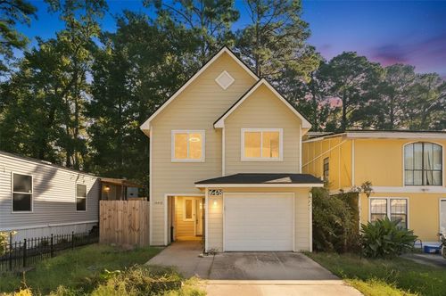 16478 Eastchase, Montgomery, TX, 77316-6702 | Card Image