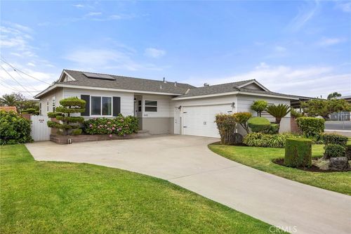 1642 W Woodcrest Ave, Fullerton, CA, 92833-4532 | Card Image