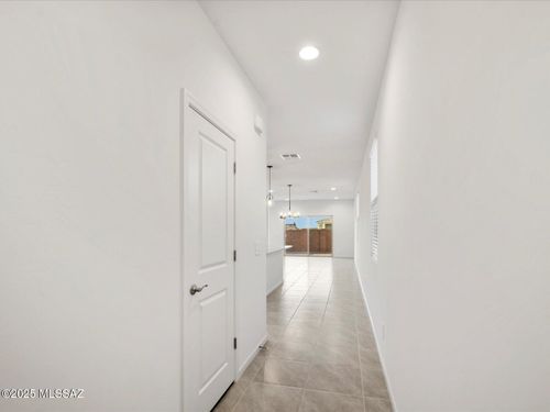 9853 N Solstice Ave, Tucson, AZ, 85743-0096 | Card Image