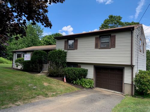 135 Great Plain Rd, Danbury, CT, 06811-3844 | Card Image