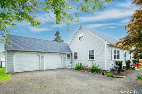 17 Willard St, Old Saybrook, CT, 06475-2444 | Card Image