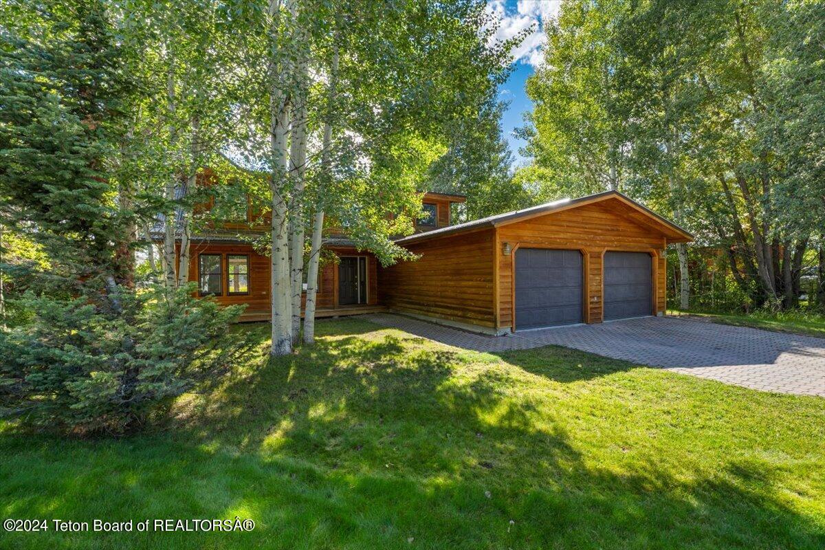 Hay Loft Dr, Jackson, WY 83001