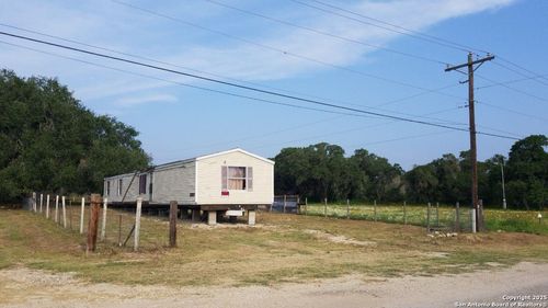 316 Royal Oaks Rd, Somerset, TX, 78069-4431 | Card Image