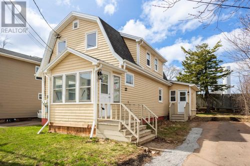 9 Summer St, Charlottetown, PE, C1A2P7 | Card Image
