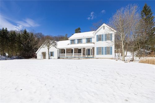 20 Sylvan Gln, Fairport, NY, 14450-4203 | Card Image