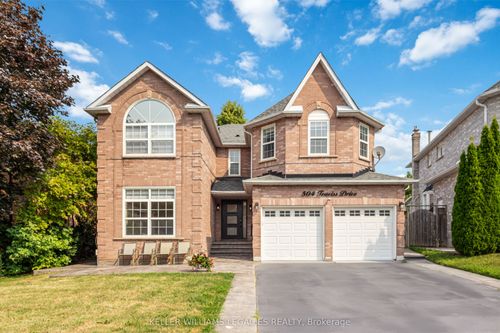 504 Traviss Dr, Newmarket, ON, L3Y7K5 | Card Image