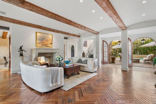 136 Emerald Bay, Laguna Beach, CA, 92651-1209 | Card Image