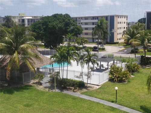404-4700 Washington St, Hollywood, FL, 33021 | Card Image