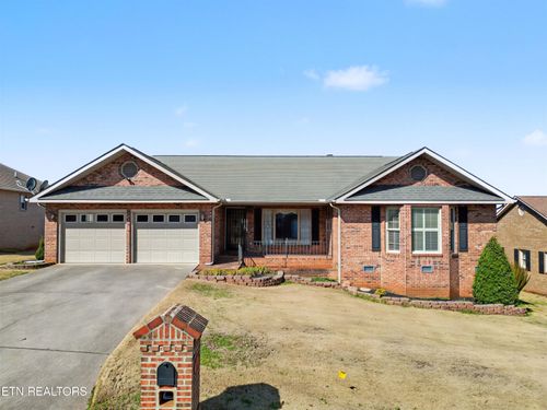 4111 Legends Way, Maryville, TN, 37801-8660 | Card Image