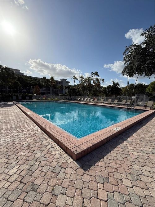 202-2691 S Course Dr, Pompano Beach, FL, 33069-6300 | Card Image