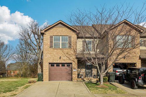 208 Saxony Way, Gallatin, TN, 37066-1484 | Card Image