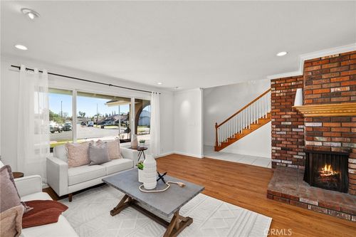 2101 Traynor Ave, Placentia, CA, 92870-2135 | Card Image