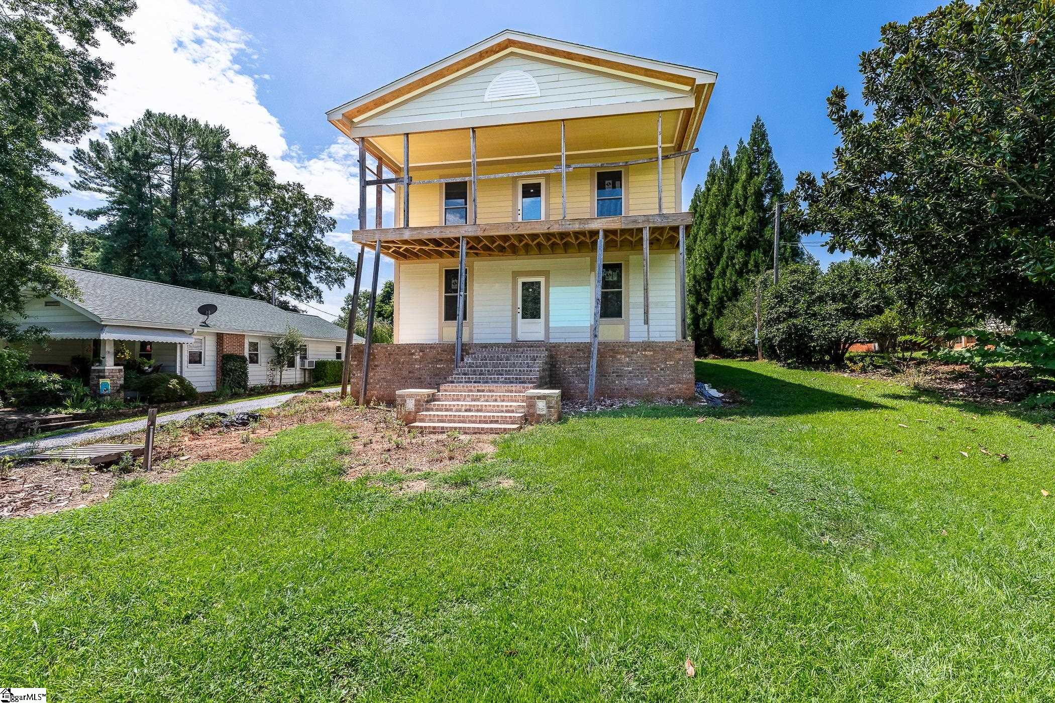 Residential in Landrum 3