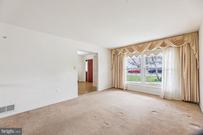 6006 Dewey Dr, House other with 6 bedrooms, 3 bathrooms and null parking in ALEXANDRIA VA | Image 5