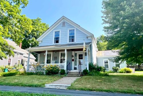 18 Carver St, Brandon, VT, 05733-1144 | Card Image