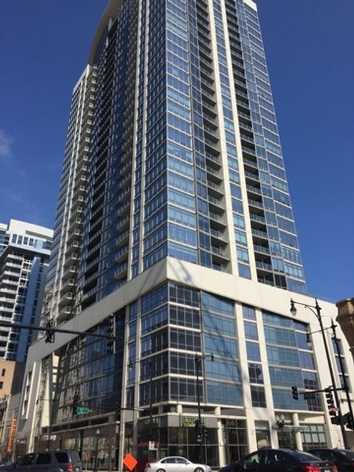 apt-2703-100 14th St, Chicago, IL, 60605-3674 | Card Image