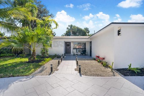 1000 Sw 32nd St, Fort Lauderdale, FL, 33315-2934 | Card Image