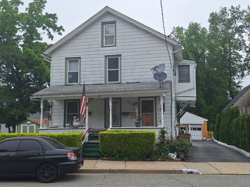 87 Hayden St, Willimantic, CT, 06226-3341 | Card Image