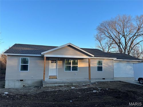 1002 W Coffman St, Salem, MO, 65560-2003 | Card Image