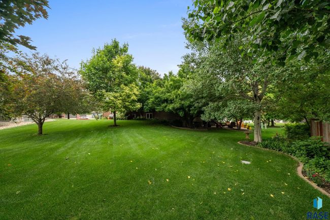 4400 E Aster Cir, House other with 5 bedrooms, 4 bathrooms and null parking in Sioux Falls SD | Image 62
