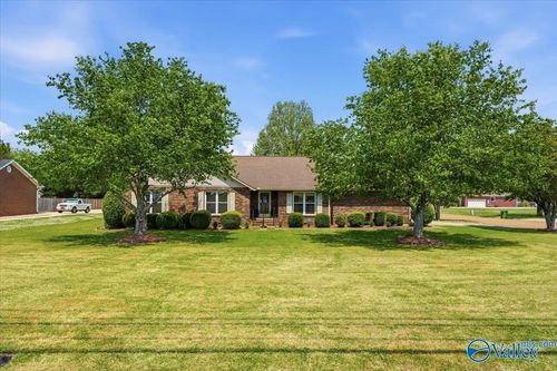 357 Countess Rd Ne, Huntsville, AL, 35810-6318 | Card Image