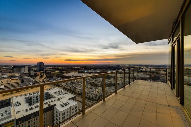 APT-2104 - 7901 Windrose Ave, Condo with 4 bedrooms, 5 bathrooms and null parking in Plano TX | Image 6